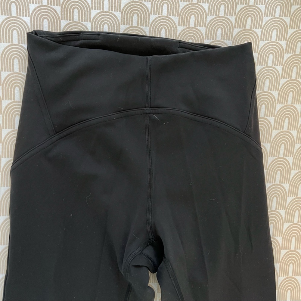Lululemon Everlux Legging 25” size 4